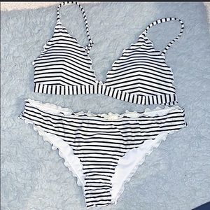 Black and white stripped ruffle bikini